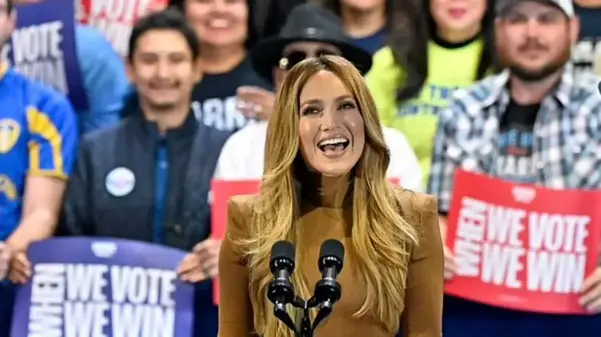 Jennifer Lopez Trump'a sert çıktı: 