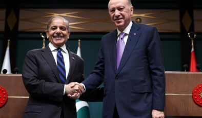 Ateşkes ilan etti, ilk açıklamasında Türkiye’nin rolünü işaret etti