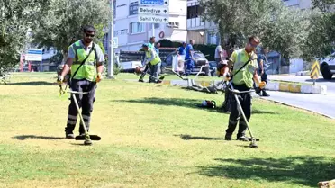 Aydın Büyükşehir Belediyesi Kuşadası’nda Temizlik ve Bakım Çalışmaları Gerçekleştirdi
