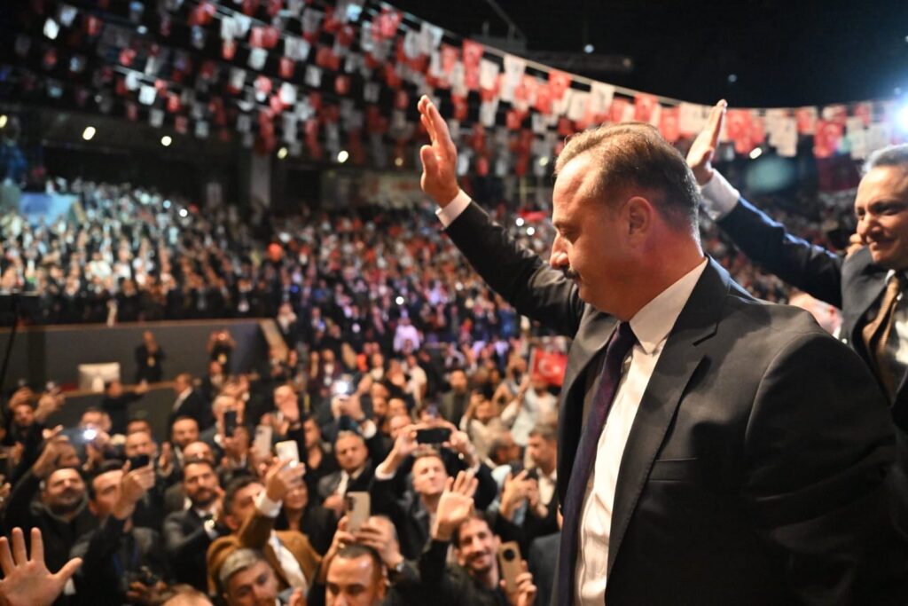 Anahtar Parti İstanbul 1. Olağan Kongresi Coşkuyla Gerçekleştirildi